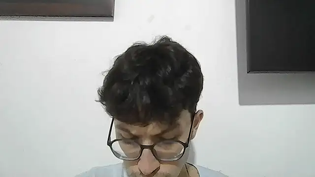 Snapshot of Kevintdx chatting on November 9, 2:54 am Kevintdx online show from November 9, 2:54 am