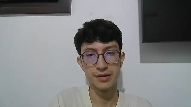 Snapshot of Kevintdx chatting on November 15, 3:15 am Kevintdx online show from November 15, 3:15 am