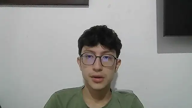 Snapshot of Kevintdx chatting on November 21, 2:54 am Kevintdx online show from November 21, 2:54 am