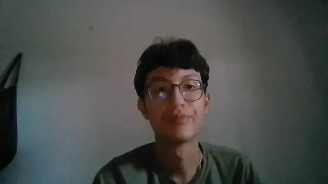 Snapshot of Kevintdx chatting on November 28, 6:21 pm Kevintdx online show from November 28, 6:21 pm