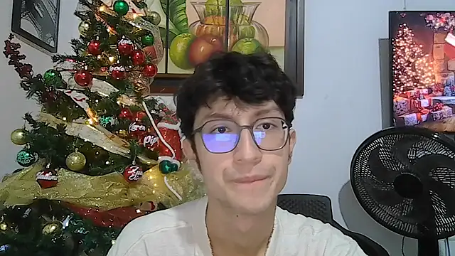 Snapshot of Kevintdx chatting on December 19, 3:13 am Kevintdx online show from December 19, 3:13 am