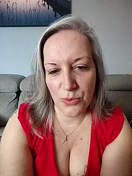 Snapshot of Feelineducentre chatting on October 6, 9:18 am Feelineducentre online show from October 6, 9:18 am