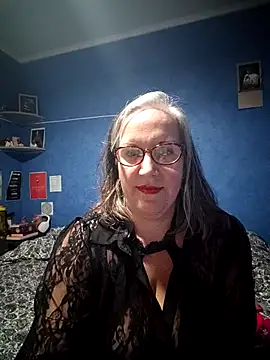 Snapshot of Feelineducentre chatting on November 3, 9:05 pm Feelineducentre online show from November 3, 9:05 pm