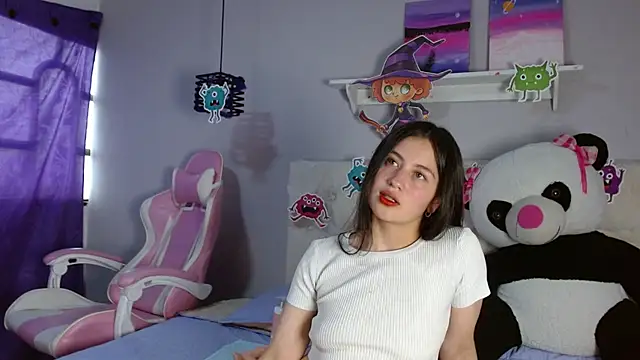 Snapshot of Zaaida_ chatting on October 30, 1:45 pm Zaaida online show from October 30, 1:45 pm