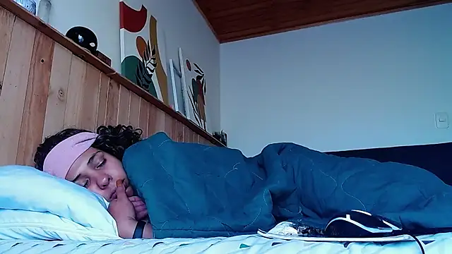 IVONNE COLLINS33 online show from November 8, 9:24 pm