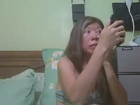 Snapshot of Sexyjenny4u chatting on December 17, 8:04 pm Sexyjenny4u online show from December 17, 8:04 pm