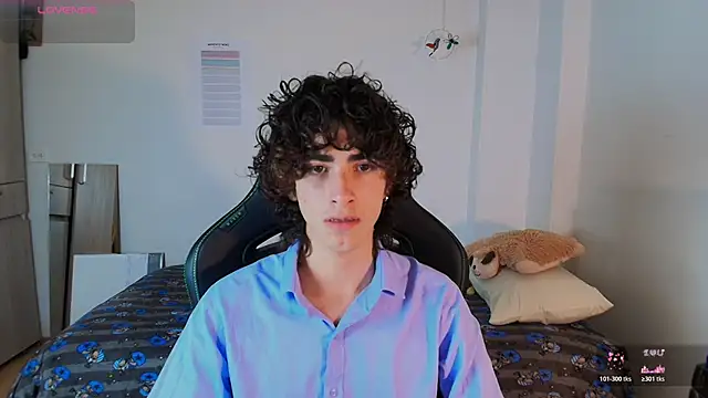 Snapshot of Nude_Boy18 chatting on February 12, 5:02 am Nude Boy18 online show from February 12, 5:02 am