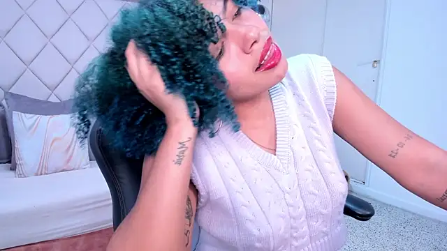 momo ayasse online show from November 26, 9:49 pm