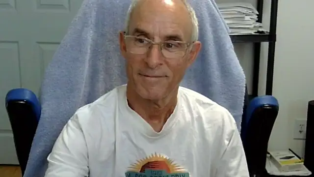 Snapshot of funone1999 chatting on September 22, 11:18 pm funone1999 online show from September 22, 11:18 pm