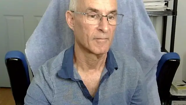 Snapshot of funone1999 chatting on October 22, 8:30 pm funone1999 online show from October 22, 8:30 pm