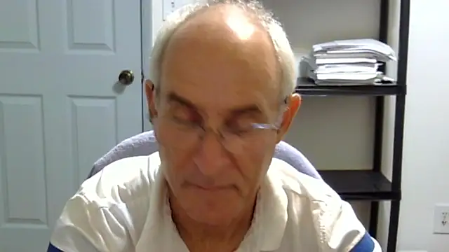 Snapshot of funone1999 chatting on November 23, 3:50 am funone1999 online show from November 23, 3:50 am