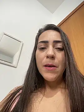lucioliveira online show from February 1, 2:04 pm