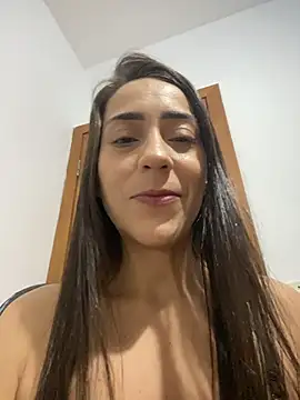 lucioliveira online show from February 24, 1:14 am