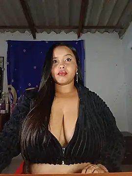 Liz  stone online show from June 5, 12:17 am