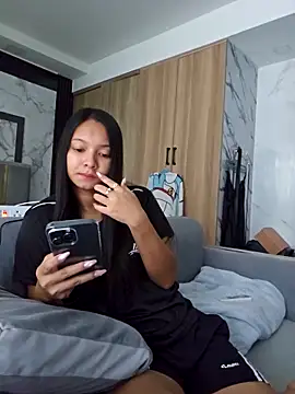 Snapshot of Natural_Asian_Girl chatting on October 7, 6:21 am Natural Asian Girl online show from October 7, 6:21 am