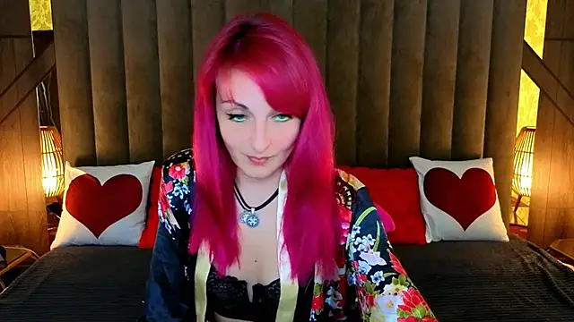 BrandyBloom online show from March 10, 8:14 pm