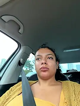 Snapshot of allybluee777 chatting on January 12, 1:38 pm allybluee777 online show from January 12, 1:38 pm