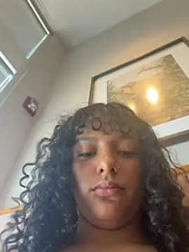 allybluee777 online show from March 24, 3:39 pm