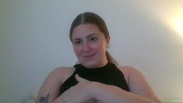 CherryJuneExperience online show from September 29, 7:40 pm