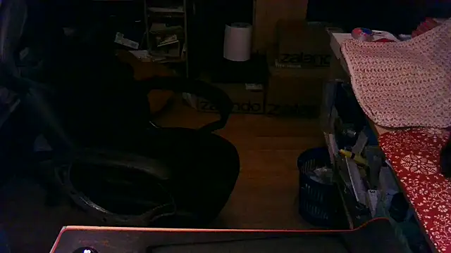 Snapshot of fuckFlo_1 chatting on September 22, 7:38 pm fuckFlo 1 online show from September 22, 7:38 pm