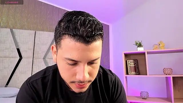 Axel grey  online show from March 6, 12:45 pm