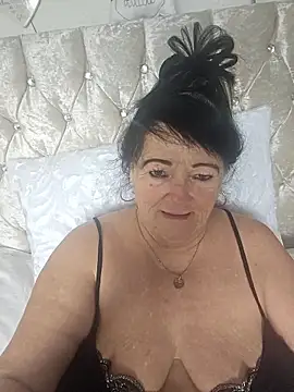 Angeldelightt online show from January 13, 2:33 pm