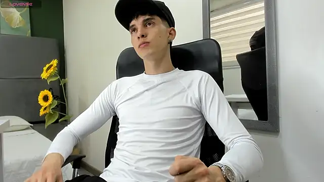 Jheampiiero online show from April 13, 9:20 pm