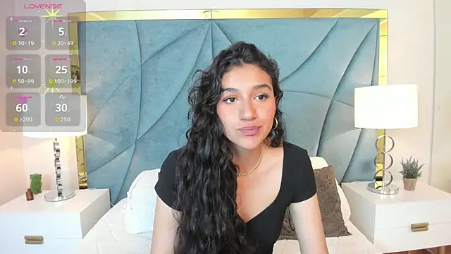 Snapshot of ValentiinaCruz chatting on September 14, 6:29 pm ValentiinaCruz online show from September 14, 6:29 pm