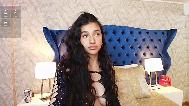 Snapshot of ValentiinaCruz chatting on November 24, 11:04 pm ValentiinaCruz online show from November 24, 11:04 pm