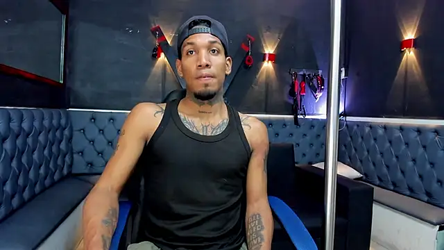 Snapshot of DIEGO_WICKED chatting on September 19, 7:14 pm DIEGO WICKED online show from September 19, 7:14 pm