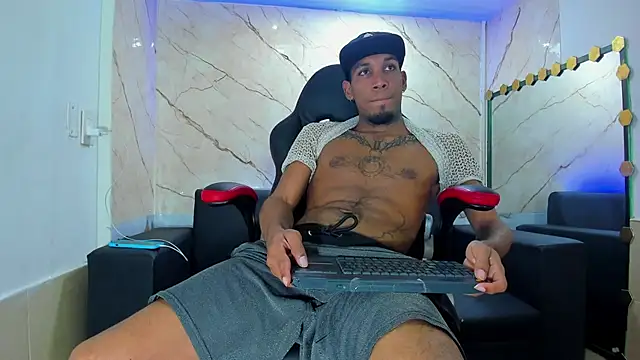 Snapshot of DIEGO_WICKED chatting on September 22, 7:27 pm DIEGO WICKED online show from September 22, 7:27 pm