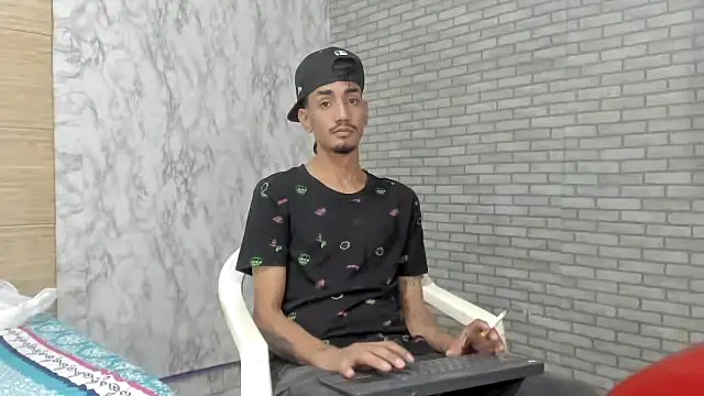 Sexvergon 26 online show from November 24, 8:30 pm