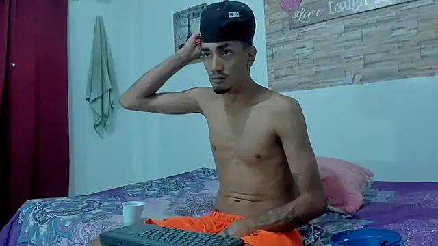 Sexvergon 26 online show from November 27, 8:00 pm