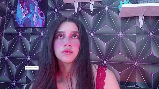 Snapshot of Megan_Luxe chatting on September 17, 4:03 am Megan Luxe online show from September 17, 4:03 am