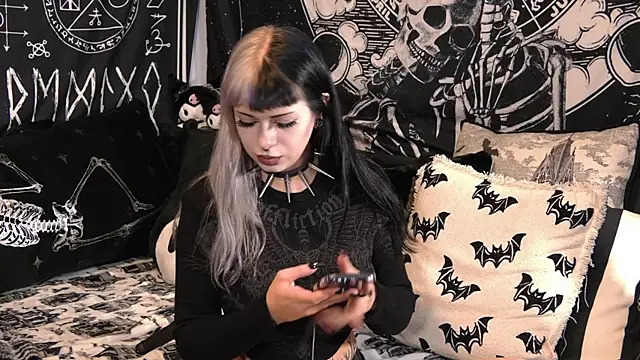 Snapshot of Paige_Turner chatting on April 29, 8:59 pm Paige Turner online show from April 29, 8:59 pm