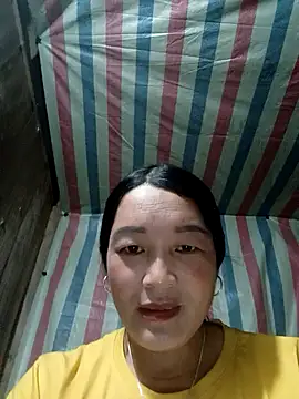 Snapshot of Bliss_rose chatting on October 2, 7:04 am Bliss rose online show from October 2, 7:04 am