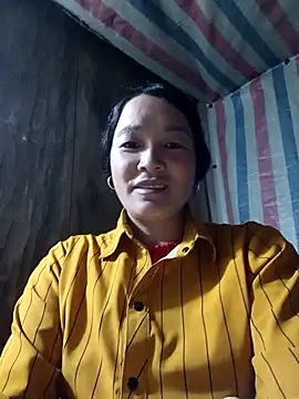 Snapshot of Bliss_rose chatting on October 25, 7:27 am Bliss rose online show from October 25, 7:27 am