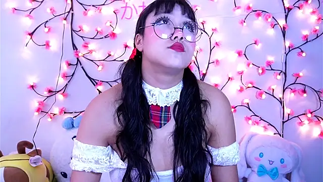 Snapshot of maruchan_1 chatting on September 16, 8:21 pm maruchan 1 online show from September 16, 8:21 pm