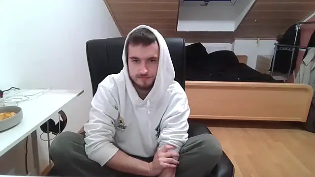 Snapshot of Bez3ybik chatting on October 25, 10:48 pm Bez3ybik online show from October 25, 10:48 pm