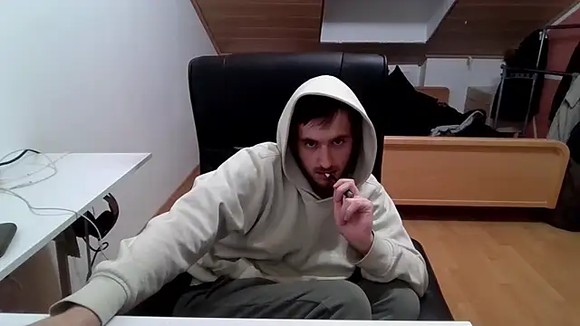 Snapshot of Bez3ybik chatting on November 17, 11:21 pm Bez3ybik online show from November 17, 11:21 pm