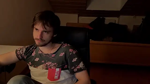 Snapshot of Bez3ybik chatting on February 19, 11:01 pm Bez3ybik online show from February 19, 11:01 pm