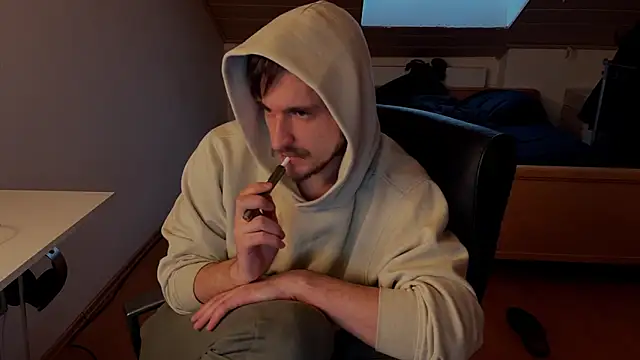 Snapshot of Bez3ybik chatting on February 20, 10:38 am Bez3ybik online show from February 20, 10:38 am