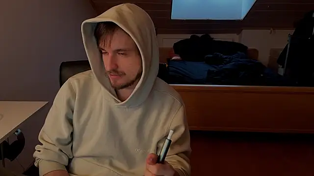 Snapshot of Bez3ybik chatting on February 21, 2:51 pm Bez3ybik online show from February 21, 2:51 pm