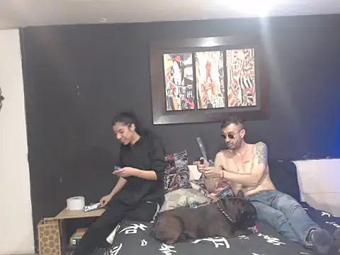 Snapshot of Dara-montenegro chatting on October 2, 2:07 am Dara-montenegro online show from October 2, 2:07 am