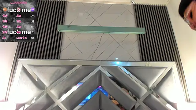 Ravenna666  online show from February 12, 8:26 pm