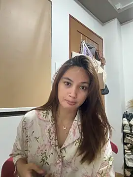 Snapshot of LanySylvia chatting on November 3, 2:07 pm LanySylvia online show from November 3, 2:07 pm