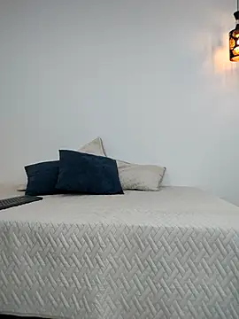 damian bull online show from September 13, 7:57 pm