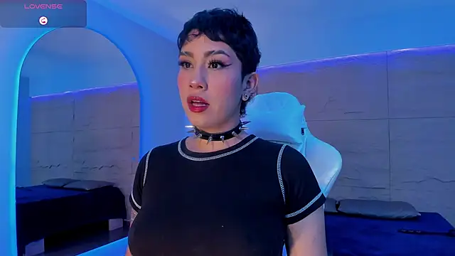 ZahaRose online show from September 10, 4:29 pm