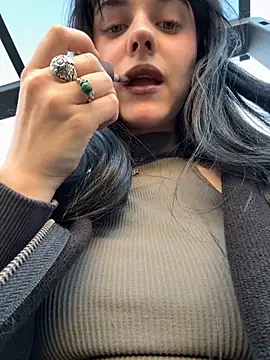 Snapshot of Only_April chatting on September 11, 3:23 pm Only April online show from September 11, 3:23 pm