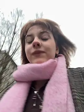 Snapshot of Only_April chatting on October 31, 6:03 am Only April online show from October 31, 6:03 am